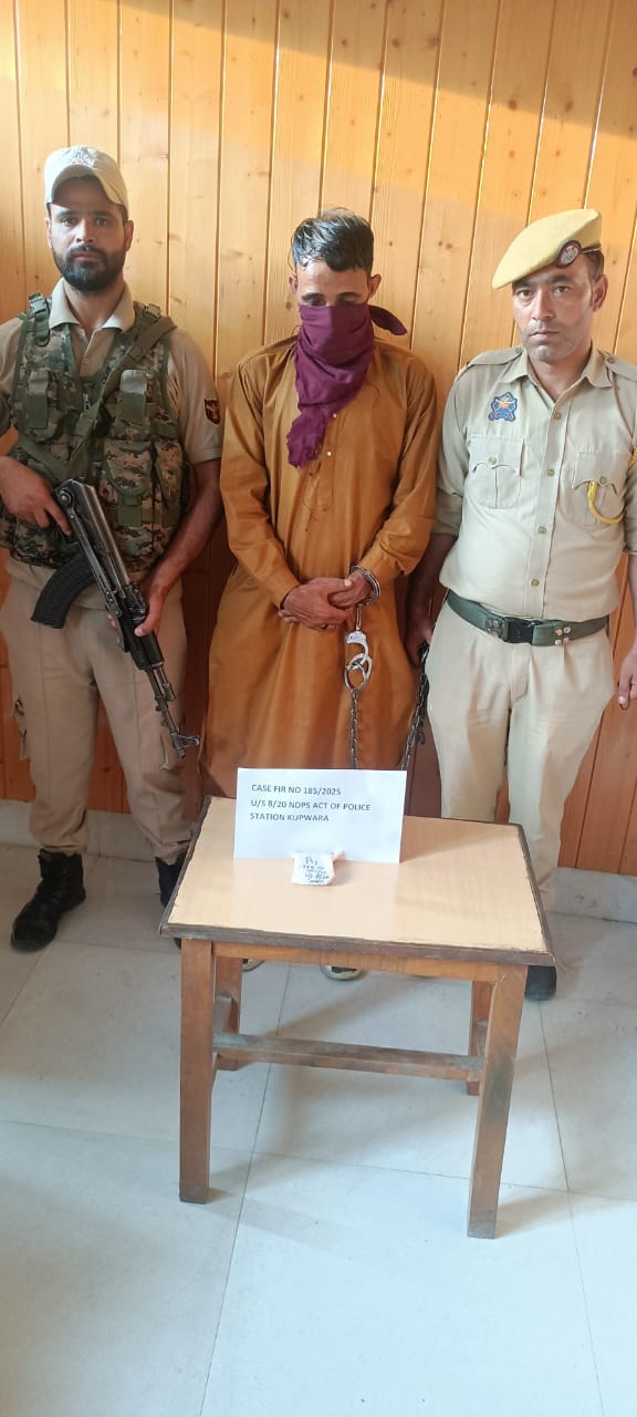 Kupwara Police Arrest Drug Peddler, Charas Seized